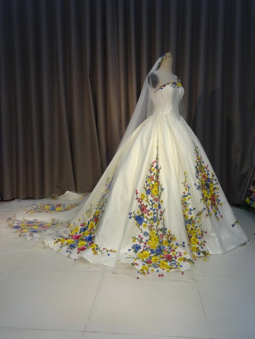 Cinderella Gown Inspired, Cinderella Wedding Dress, Quinceanera Ballgown,  Sparkly Cinderella Gown, - Etsy