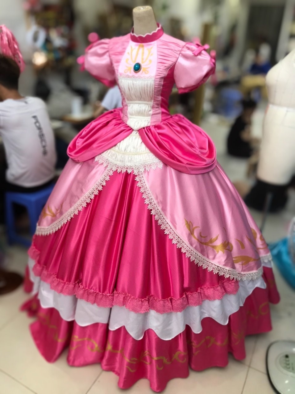 Costumi da donna Super Mario Peach Vestito rosa principessa Toadstool con  guanti, copricapo Halloween costume vestire