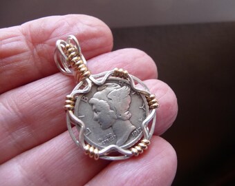 Collar con colgante de moneda de diez centavos Mercury de plata antigua de EE. UU. de 1917, con montura de plata esterlina y baño de oro.