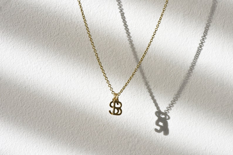 9ct Gold Initial Pendant Personalised Necklace Image 0