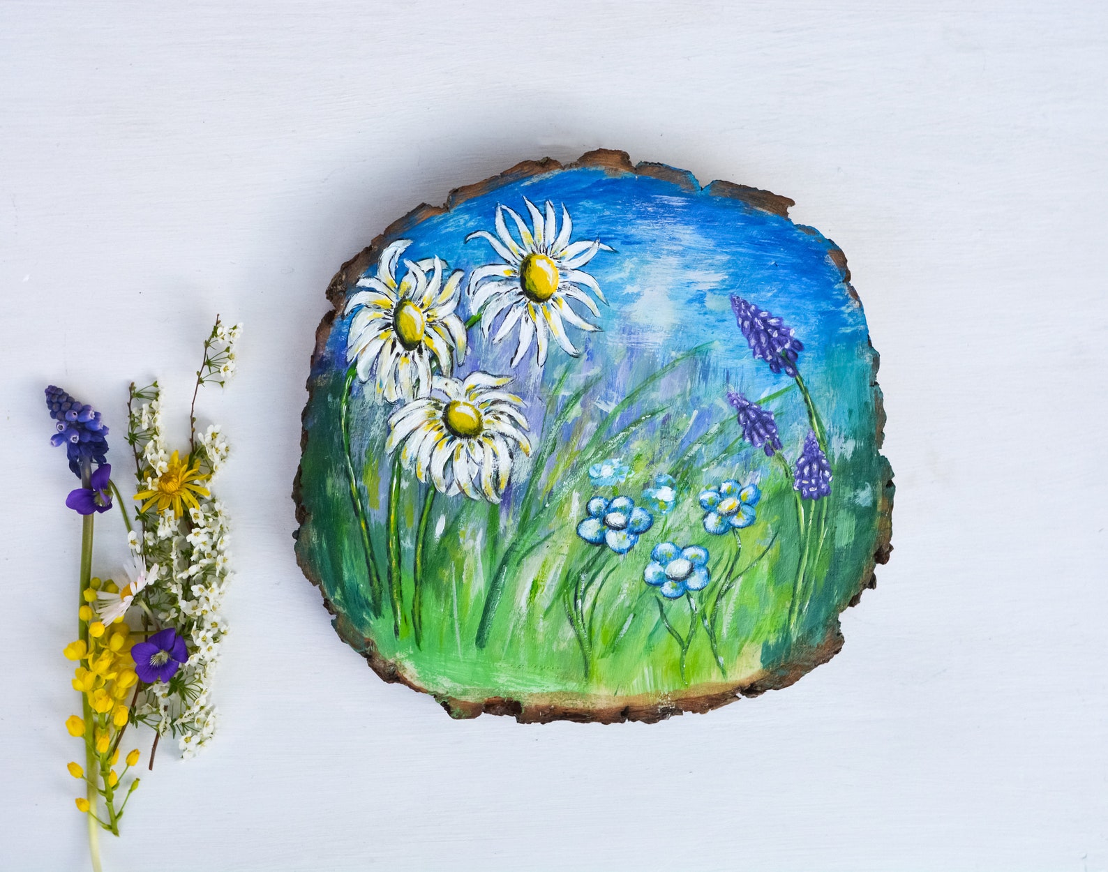 Wild Flower Painting Wood Slice Art Spring Artwork Flowery Etsy
