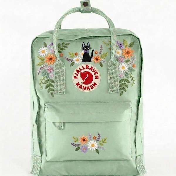 Kanken backpack embroidered with lavender and cat motifs: backpack embroidered with natural floral patterns