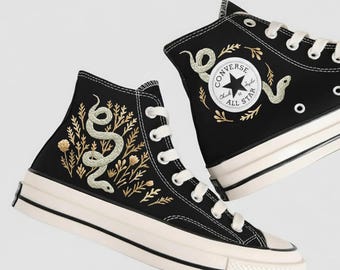 Baskets montantes brodées serpent et fleurs brodées Converse, chaussures brodées personnalisées pour elle