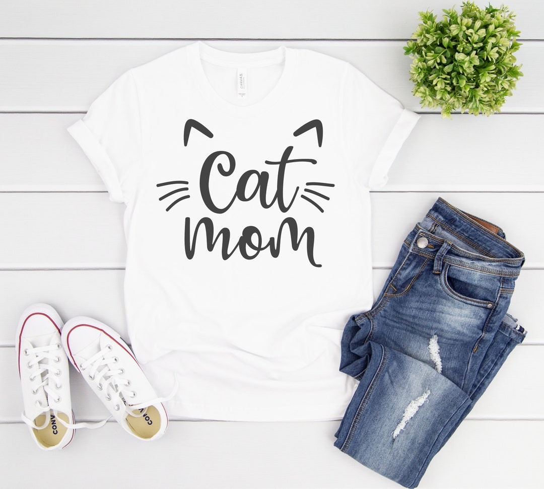 Cat Mom, Unisex Personalized Cat Mom Shirt, Cat Lover Tee, Personalized ...
