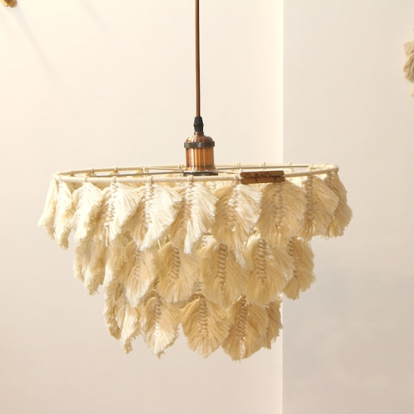 Abat-jour plume | Suspension bohème | Lustre en macramé | Abat-jour bohème | Lustre pour chambre de bébé | Éclairage bohème | Cadeau pour chambre d'enfant