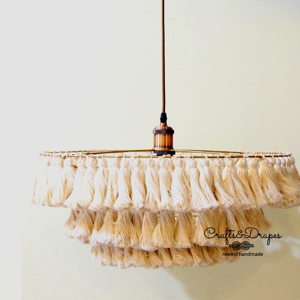 Lustre à pampilles | Décoration de chambre d'enfant | Lustre bohème | Luminaires bohèmes | Abat-jour en macramé | Suspension lumineuse en macramé | Plafonnier |