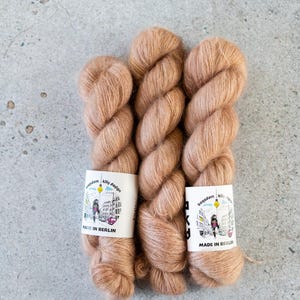 BKD Rich Kid: hand dyed kid mohair silk lace yarn, 420m in 50g, &quot;Mellow&quot;