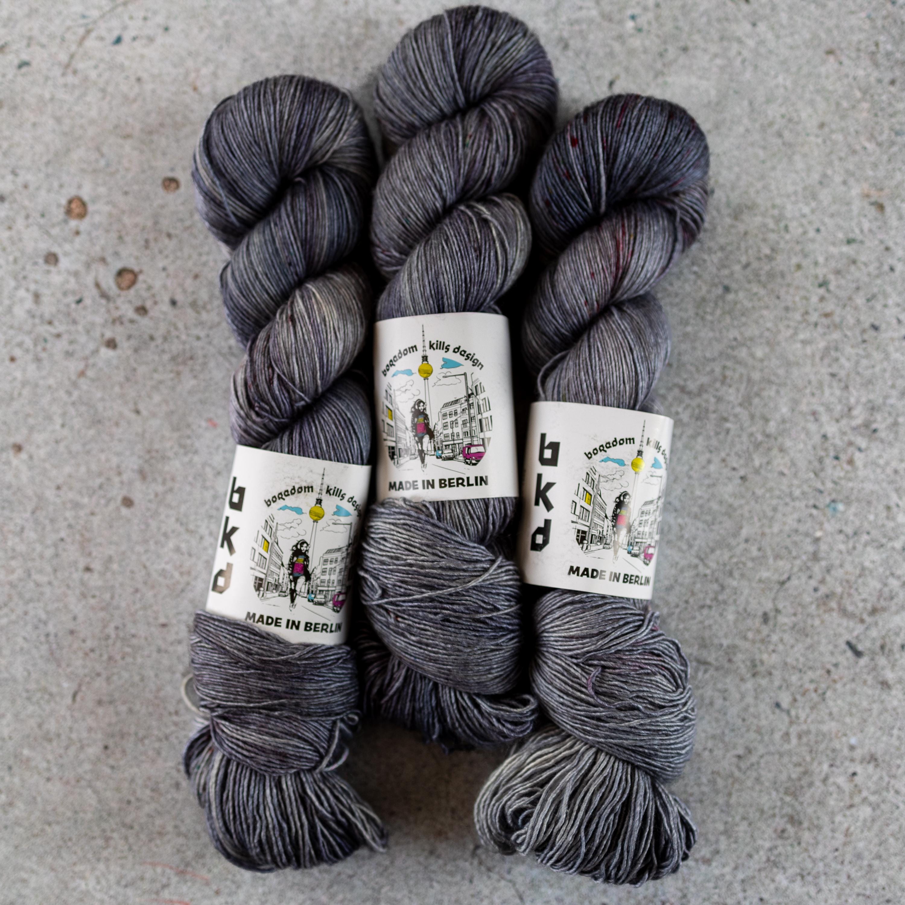 Hand dyed silk merino, fingering weight yarn, 400m in 100g "Onyx"