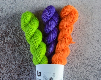 Hand dyed mini skeins of yarn, neon mini yarn, 3 x 80m in 20g, small yarn for colorwork, stripes, intarsia, entrelac knitting