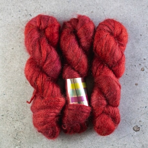 Handgefärbtes Mohairgarn für Islandpullover und modische Pullover 200m in 100g ""Carmen"""