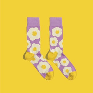 Sunny Eggs Socks – op ontbijt geïnspireerde katoenen sokken | Leuk cadeau voor fijnproevers en brunchfans | Eigenzinnige sokken