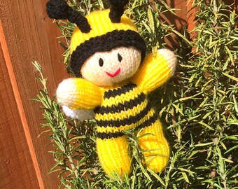Knitted baby bee