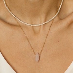 Collar de cuarzo de cristal transparente, regalo de joyería hecho a mano para mujer, colgante de punta de cristal, collar de cristal crudo dorado
