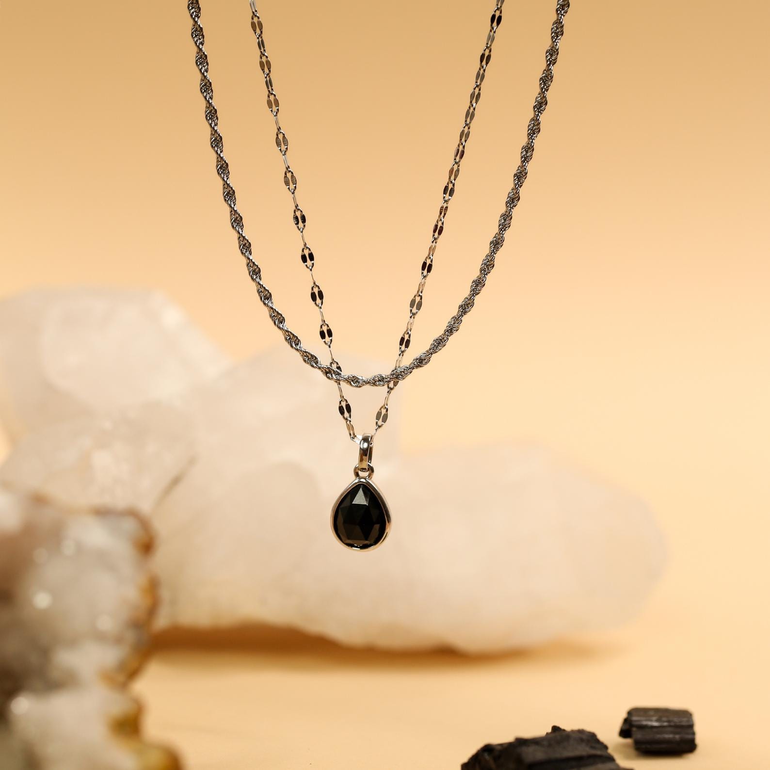 Pendentif Larme Obsidienne 3cm - Élégance et Protection Naturelle
