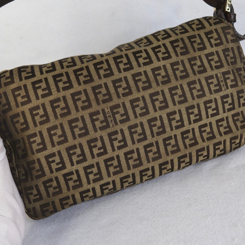 fendi baguette 90s