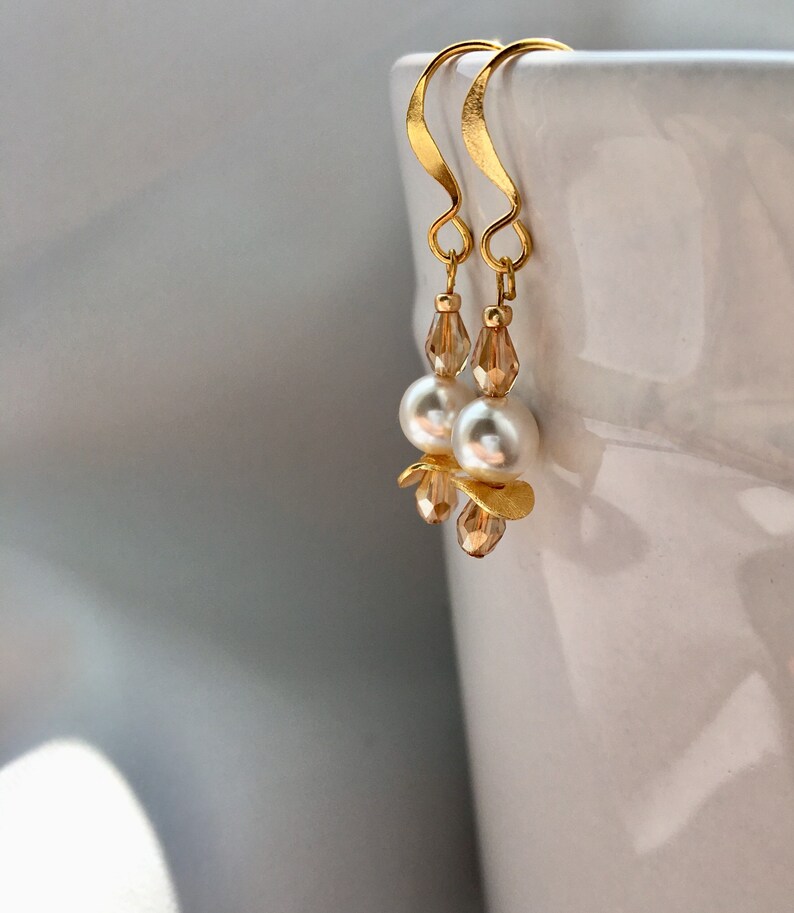 Gold and Pearl Earrings Gift for Her Flowergirl Bride Boho Birthday Gold Champagne Wedding Chic Elegant Bridesmaid Lightweight
