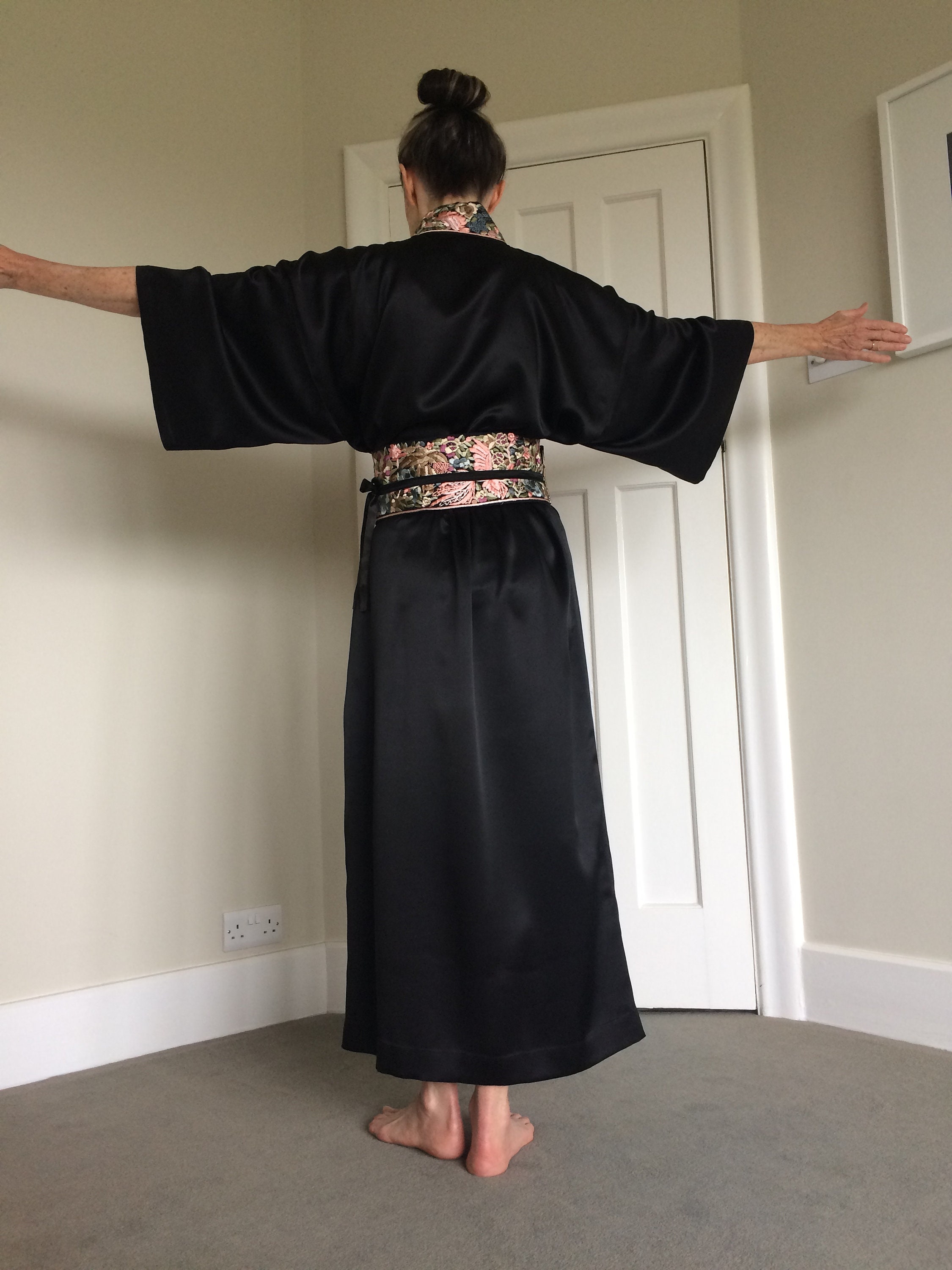 100 Silk kimonostyle dressing gown with embroidered trim and Etsy