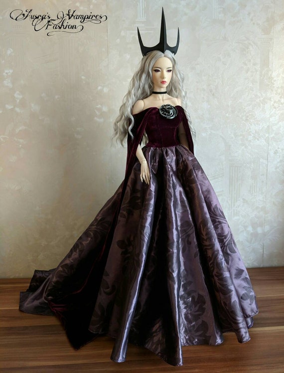 Queen of Dragons BJD outfit for Iplehouse S.I.D theme: "Game of Thotnes" Targaryen.