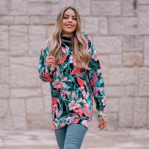 Sudadera negra para mujer con capucha grande, sudadera deportiva con tubo, sudadera - túnica para mujer, sudadera con hojas y flores