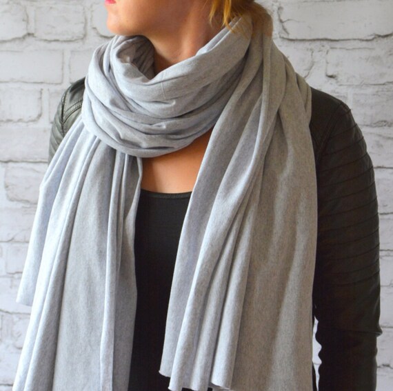 Grande étole / Châle 100% Cachemire - Couleur Ivoire & Corail, Motif Floral Brodé, Neuve Avec étiquettes