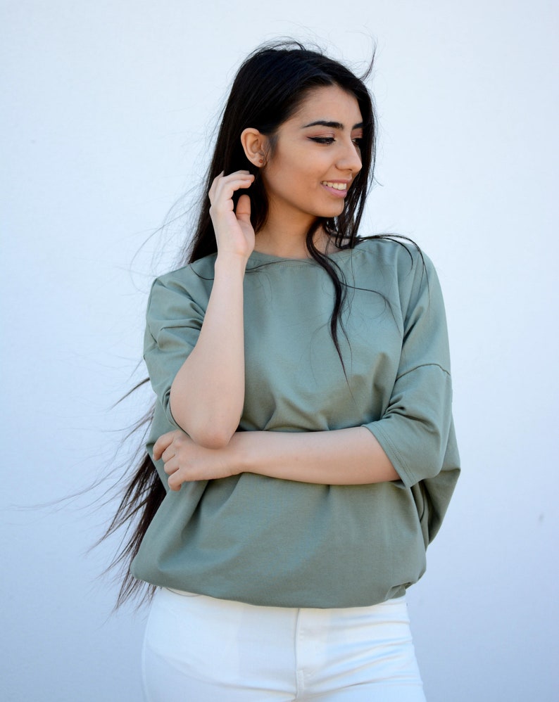 Wide Loose Blouse Bust Oversize Olive, cotton blouse for women, blouse vintage for girls, blouse sleeved, loose blouse, green top image 2