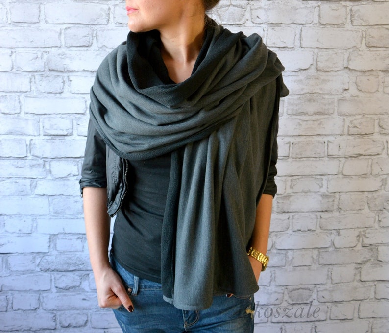 shawl image 1