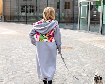 Long sweatshirt, colorful coat