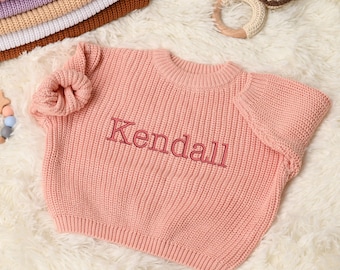 Handgeborduurde babytrui met naam, gepersonaliseerde trui met naam, kindertrui, verjaardagscadeau baby, gepersonaliseerde trui