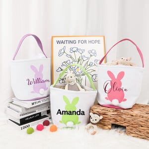 Ostern gestickter Häschenkorb, personalisierter Kinderosterkorb, Ostern-Namenstasche, Spielzeug-Organisator-Kaninchen-Korb, kundenspezifischer Ostern-Korb weich