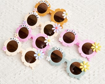 Blumen Sonnenbrillen, Blumenmädchen, Baby-Mädchen personalisierte Geburtstagsgeschenk, Blumen Gänseblümchen Mädchen personalisierte Name Sonnenbrille Kinder Geschenk, Kinder Sonnenbrillen