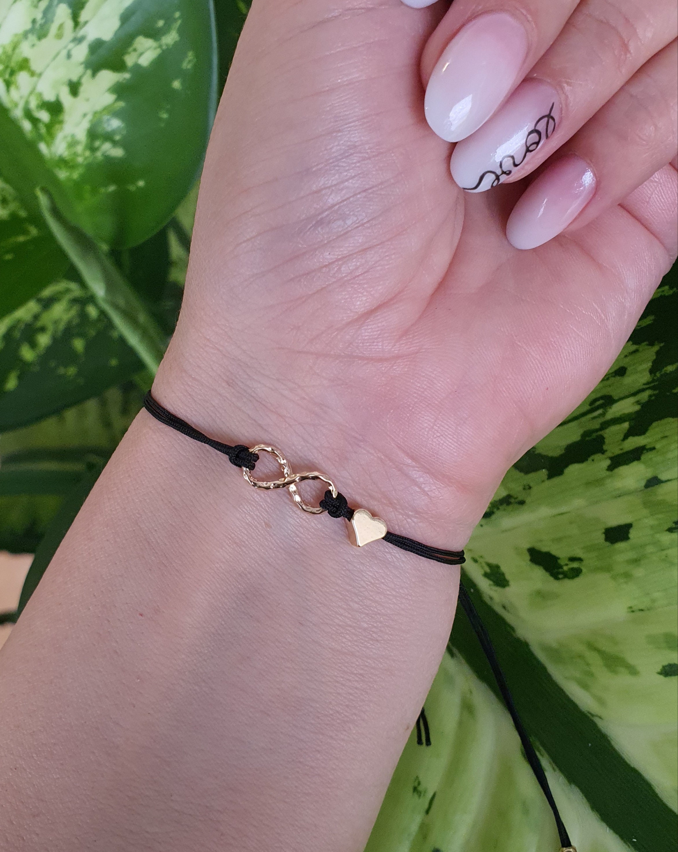 Gold Tiny Heart Bracelet, Engraved, Personalized Dainty Bridesmaid Gift, Wedding Bridal Party Gift, Mother and Daughter Bracelets, Lovers