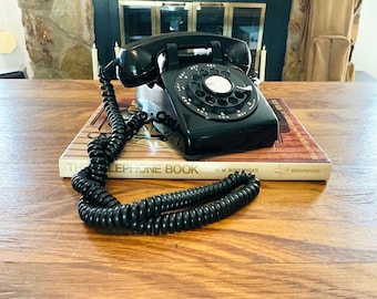 Vintage WORKING 1964 Western Electric Rotary Dial Telephone: Classic Black Desk Phone