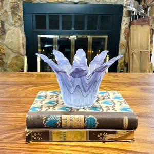 Vintage Lavorazione Murano Hand Blown Glass Leaf Bowl Candle Holder, Purple Glass Flower Shaped Bowl, Made in Italy
