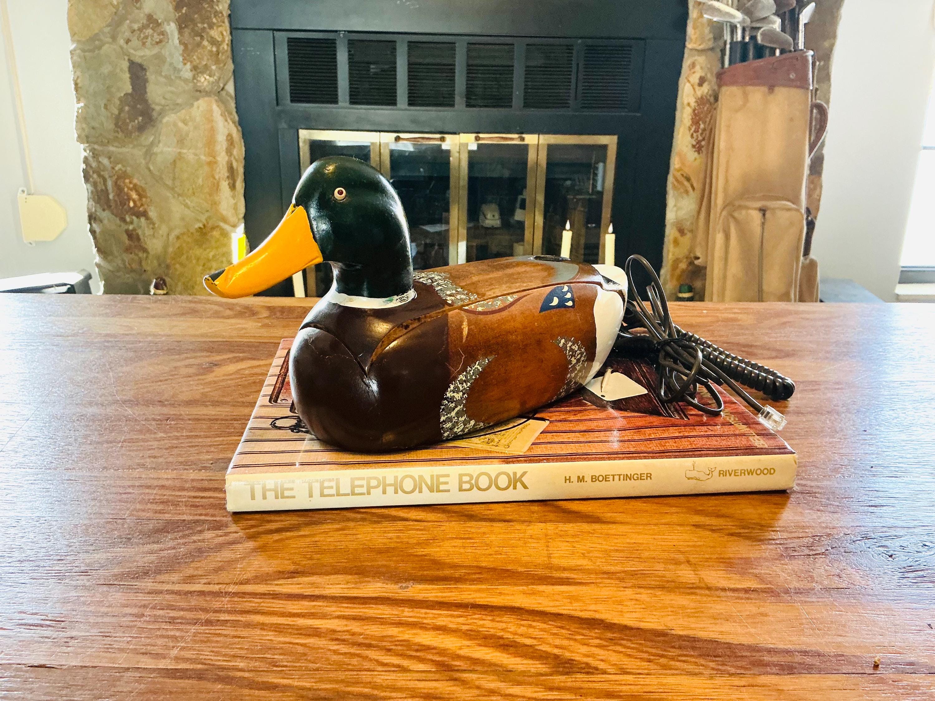 Vintage WORKING Quacking Eyes Light up Duck Phone: Jersey Shore