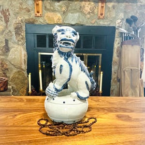 Vintage Large 14” Foo Dog Fu Dogm Chinese Guardian Lion Figurine, Good Luck Fu Dog Foo Lion, Porcelain Blue and White Fu Dog Lion