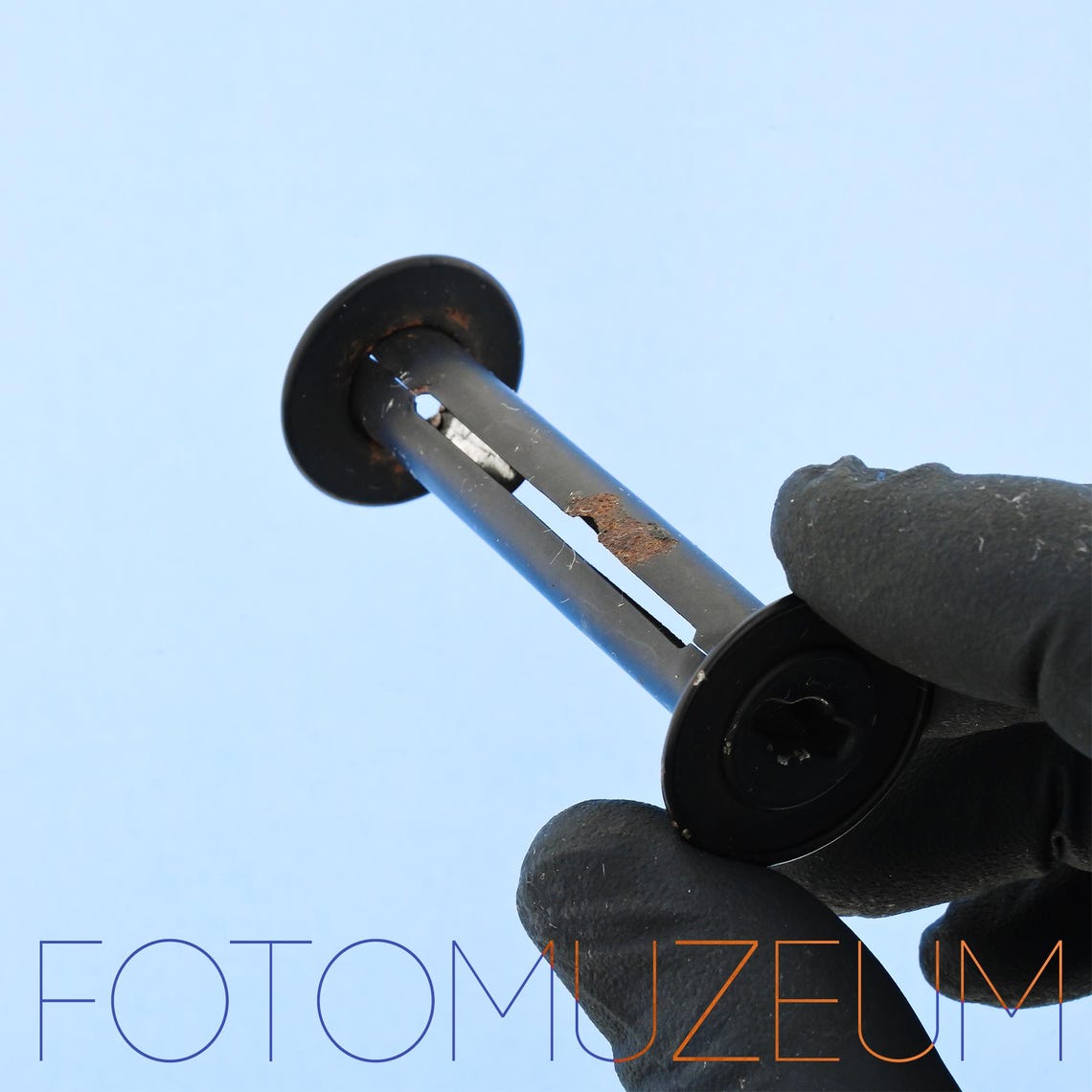 Metal Take-Up Spool for Medium Format 120 Film Cameras 6x4.5 6x6 6x9 6x12, foto 4 di 5