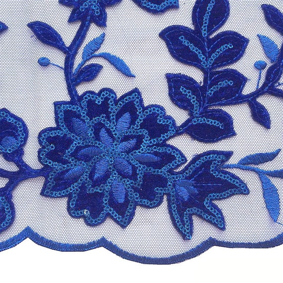 Luxe 3D africain velours dernière dentelle tissu Royal bleu dernière velours nigérian dentelle tissu 2018 haute qualité Sequin dentelle pour mariage a67bfe Luxe 3D africain velours dernière dentelle tissu Royal bleu dernière velours nigérian dentelle tissu 2018 haute qualité Sequin dentelle pour mariage a67bfe