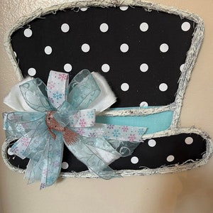 Snowman Top Hat, Snowman Hat, Christmas Top Hat, Winter Decor, Snowman Decor, Snowman Door Hanger, Blue and Pink Christmas, Winter Decor