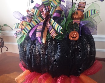 Witches Cauldron, Cauldron  Wreath, Halloween decor, Witch Cauldron Wreath, Halloween Wreath