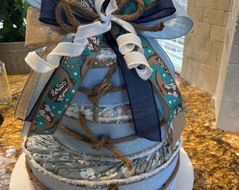 custom baby diaper cake, baby shower gift, custom baby shower centerpiece, baby diaper cake center