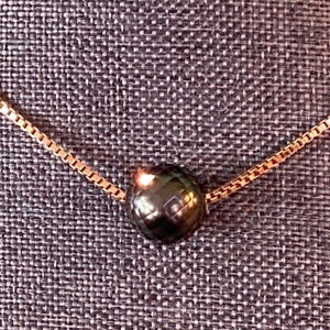 Black Tahitian Pearl Solitaire Faceted Black Pearl Choker Black Tahitian Pearl Solitaire Green Tahitian Pearl Choker
