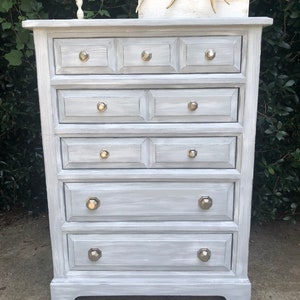 Chest of drawers, upcycled furniture, farmhouse dresser, distressed furniture, solid wood dresser, wood dresser, painted dresser