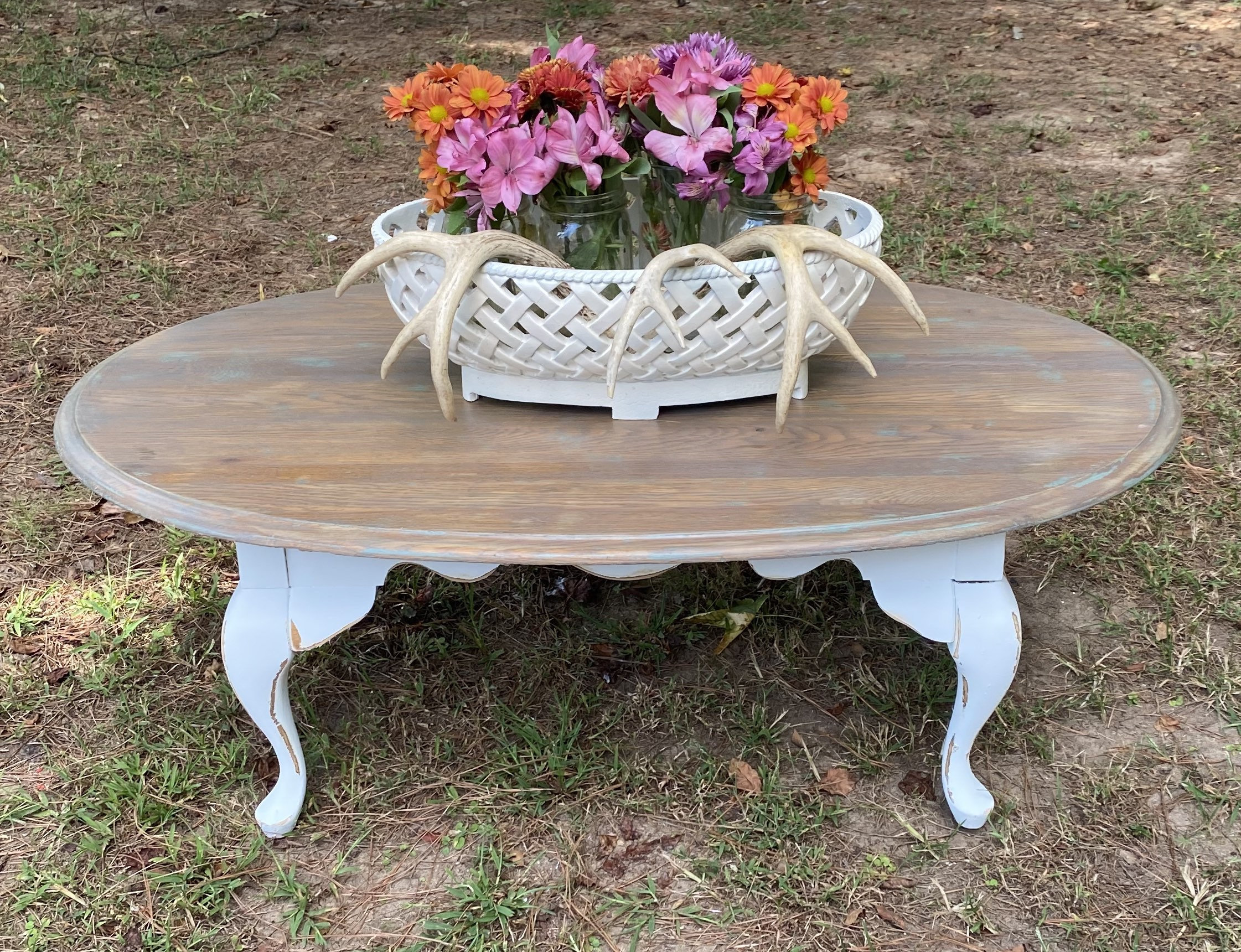 Painted oval coffee table deals