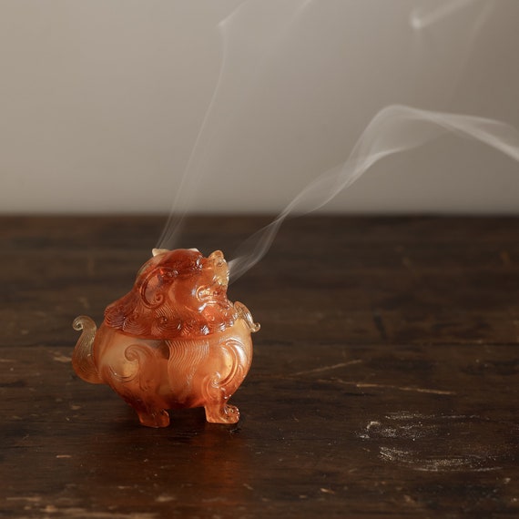 Suanni Lion Liuli Incense Burner | Chinese Crystal Glass | Powder Incense, Incense Trail | Meditation Zen Mindfulness | Home Decor Gift