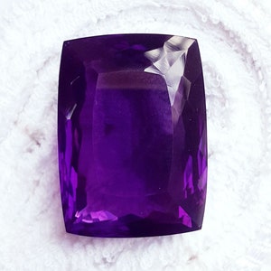 Großer natürlicher violetter Amethyst-loser Edelstein 100 bis 110 Ct zertifiziert mit freiem Versand