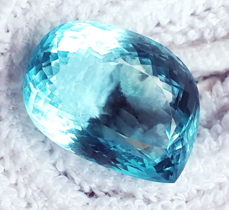 Loose Gemstone Light Blue Aquamarine Between 47 to 52 Cts Certified Free Shipping With Free Gift