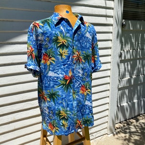 90s Hawaiian Shirt image 2