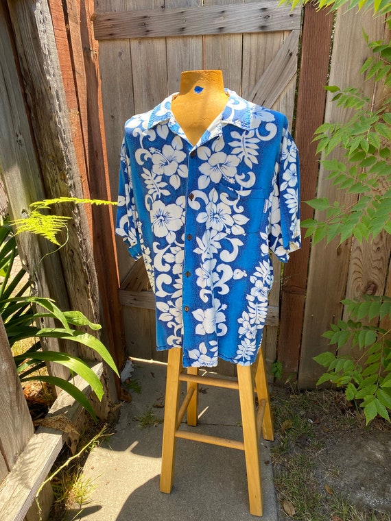 1990s Sundrenched Australia Blue and White Hawaiian S… Gem