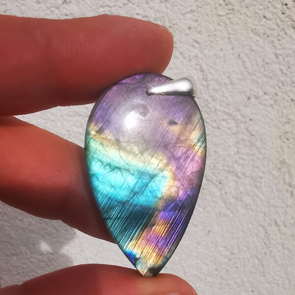 Labradorite top qualité, spectrolite, violette, pendentif, 4.5cm, 13grammes, pierre naturelle, attache argent, qualité AAA