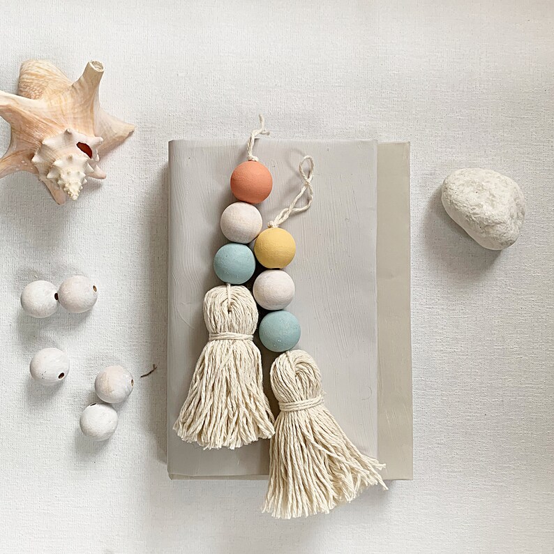 4 Drawer knob tassel with wooden bead garland Door knob Etsy
